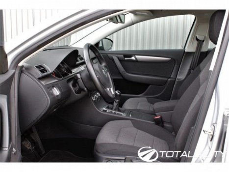 Volkswagen Passat - 1.6 TDI Comfortline Executive Edition - 1