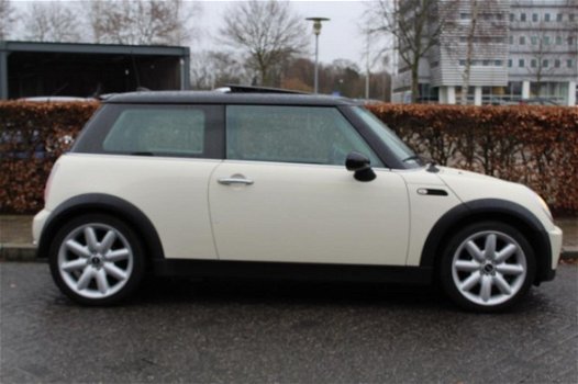 Mini Mini Cooper - 1.6 Airco. Pano. Stoel verw. AUX. Elek. Ramen - 1