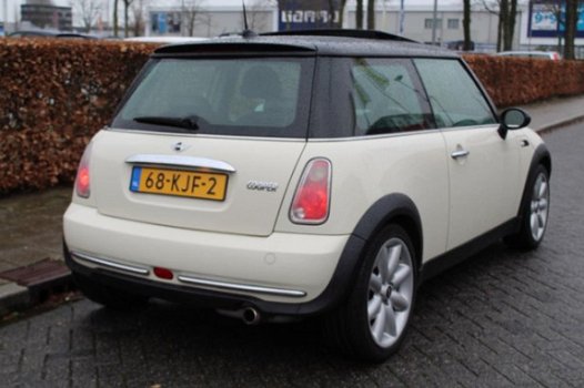 Mini Mini Cooper - 1.6 Airco. Pano. Stoel verw. AUX. Elek. Ramen - 1