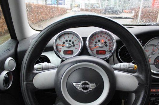 Mini Mini Cooper - 1.6 Airco. Pano. Stoel verw. AUX. Elek. Ramen - 1