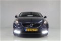 Volvo V40 - 1.6 D2 Momentum panoramadak/ nette staat / dealer onderhouden - 1 - Thumbnail