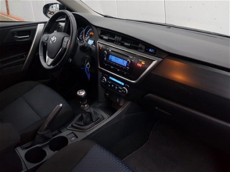 Toyota Auris - 1.3 Now 5-deurs 1ste eigenaar | CLIMATE CONTROL (AIRCO) | PARKEERSENSOREN ACHTER | - 1