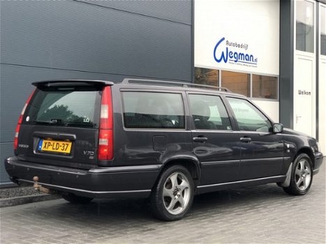 Volvo V70 - 2.5 Luxury-Line ECC | Audio | LMV Zeer nette goed onderhouden Volvo - 1