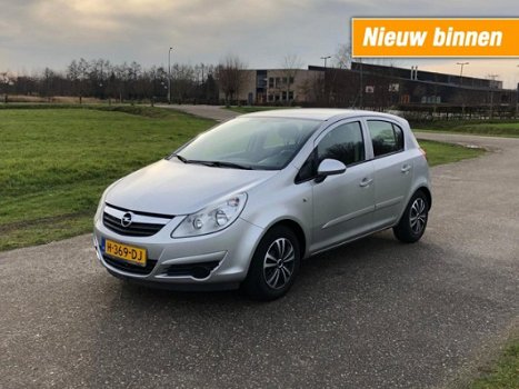 Opel Corsa - 1.2-16V Business 5drs en airco - 1