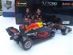 Bburago 1/18 Red Bull RB13 Daniel Ricciardo F1 2017 - 4 - Thumbnail