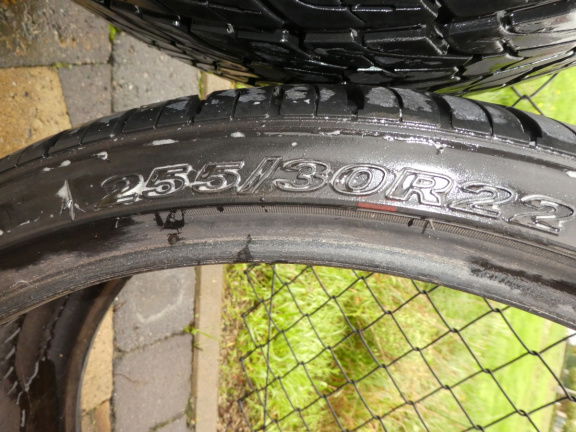 Nieuwe banden 255/30/22 - Afbeelding 3
