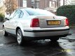 Volkswagen Passat - 1.8-5V Comfortline - 1 - Thumbnail