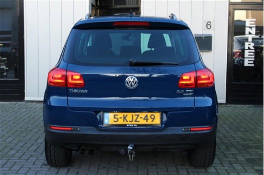 Volkswagen Tiguan - 2.0 TDI Track&Field 4Motion Panodak, Navi, Camera - 1