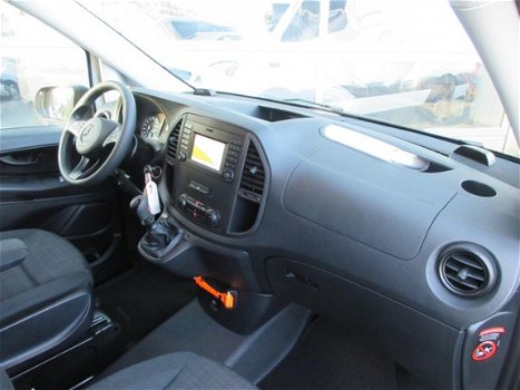 Mercedes-Benz Vito - 111cdi lang met airco , camera , navigatie , pdc - 1