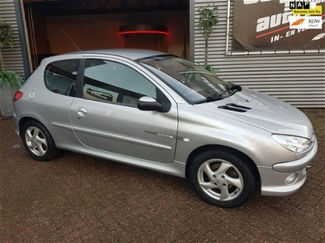 Peugeot 206 - 1.4-16V Quiksilver - 1