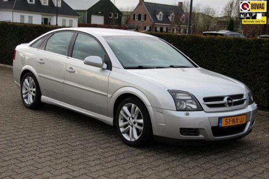 Opel Vectra GTS - 3.2 V6 Elegance Xenon Leder Navi ECC Cruise Stoelverw LMV Zeer nette - 1