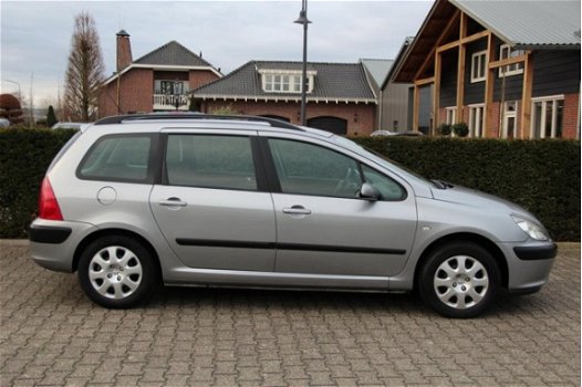 Peugeot 307 Break - 2.0 HDi XS Clima Cruise Sportstoelen Trekhaak Zeer nette - 1