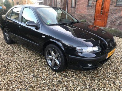 Seat Toledo - 2.3 V5 Signo - 1