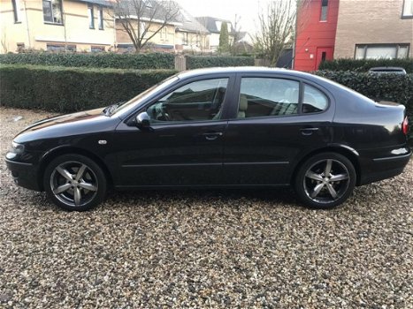 Seat Toledo - 2.3 V5 Signo - 1