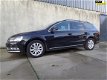 Volkswagen Passat Variant - 1.6 TDI R-line BlueMotion NAV, airco, LMV - 1 - Thumbnail