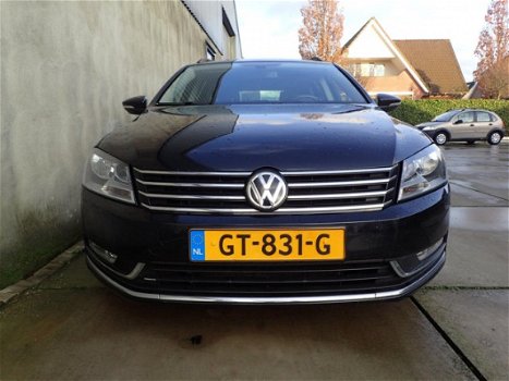 Volkswagen Passat Variant - 1.6 TDI R-line BlueMotion NAV, airco, LMV - 1