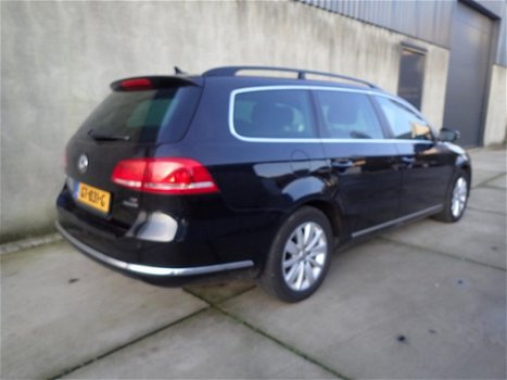 Volkswagen Passat Variant - 1.6 TDI R-line BlueMotion NAV, airco, LMV - 1