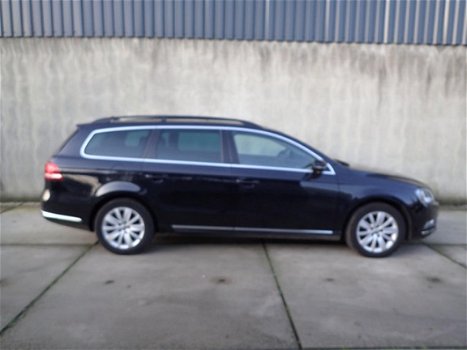 Volkswagen Passat Variant - 1.6 TDI R-line BlueMotion NAV, airco, LMV - 1