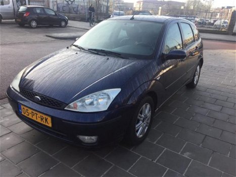 Ford Focus - 1.6-16V Futura - 1