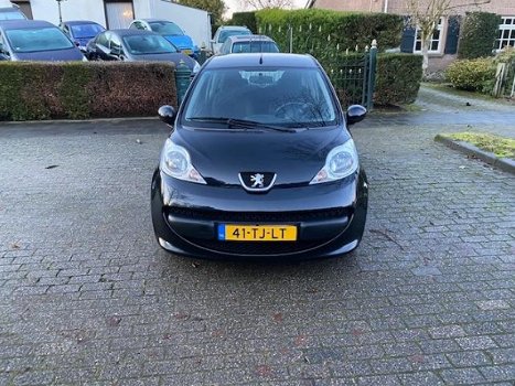 Peugeot 107 - 1.0-12V XS nieuwstaat - 1