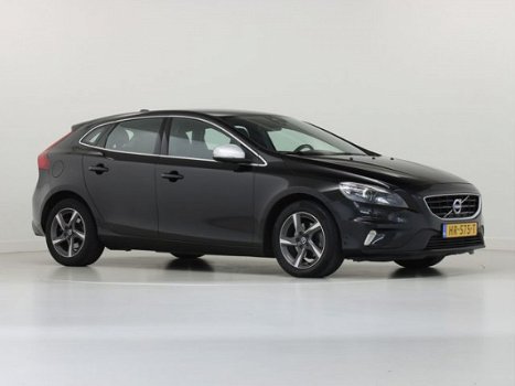 Volvo V40 - 2.0 D2 120 PK 6-Bak R-Design (BNS) - 1