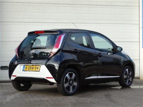 Toyota Aygo - 1.0 VVT-i x-clusiv Ecc | Navi | Camera - 1