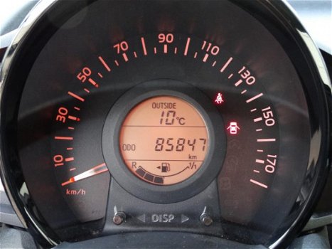 Toyota Aygo - 1.0 VVT-i x-clusiv Ecc | Navi | Camera - 1