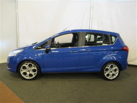 Ford B-Max - 1.0 120pk Ecoboost Titanium (1e-Eig/Pano/Ecc) - 1