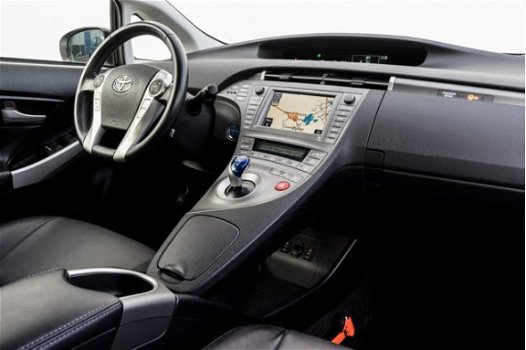 Toyota Prius - 1.8 Plug-in Executive Business Adapt. cruise/ Full map navigatie/ JBL sound/ Full led - 1