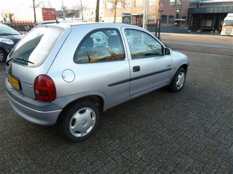 Opel Corsa - 1.2i-16V Strada automaat n.a.p. 3drs - 1