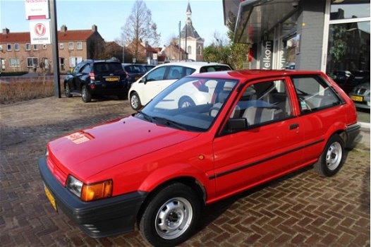 Nissan Sunny - Uniek voor Liefhebber 1.3 L - 1