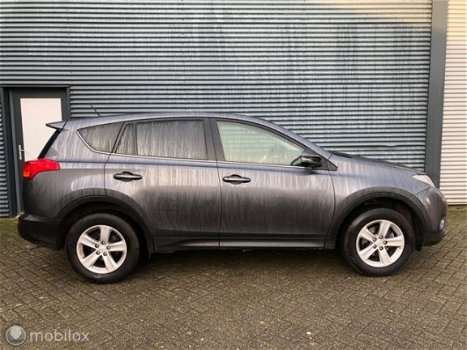 Toyota RAV4 - 2.0D Dynamic Leer Navi Clima - 1