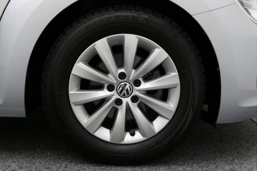Volkswagen Beetle Cabriolet - 1.2 TSI 105PK Design BlueMotion | Navigatie | Parkeersensoren | Climat - 1