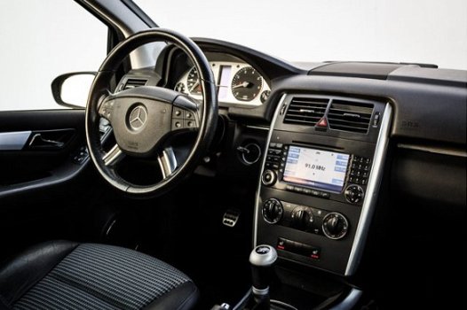 Mercedes-Benz B-klasse - 200 136pk | Airco | Stoelverwarming | 17'' LMV | Orig. Audio | Trekhaak | H - 1