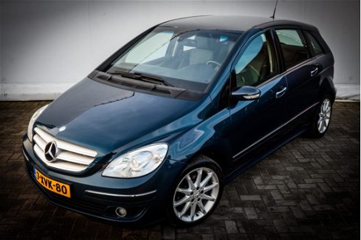 Mercedes-Benz B-klasse - 200 136pk | Airco | Stoelverwarming | 17'' LMV | Orig. Audio | Trekhaak | H - 1