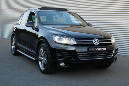 Volkswagen Touareg - 3.0 TDI Highline Aut 4 Motion Exclusive (Panodak Luchtvering SportLeder/Memory/ - 1