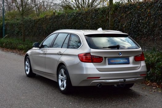 BMW 3-serie Touring - 318d Luxury | LEDER | NAVI | 2 x CHROME | TREKHAAK - 1