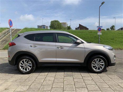 Hyundai Tucson - 1.6 Comfort Navigatie Camera Leer Pdc Keyless - 1