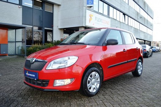 Skoda Fabia - 1.2 TSI Ambition / 5-DEURS / AIRCO / - 1