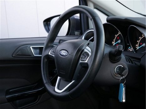 Ford Fiesta - 1.0 EcoBoost 100pk Titanium 3-drs Lichtmetalen velgen / Bluetooth / Verwarmde voorruit - 1