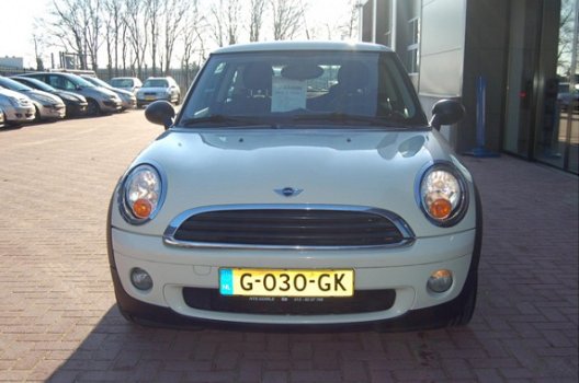 Mini Mini One - 1.4 Anniversary Business - 1