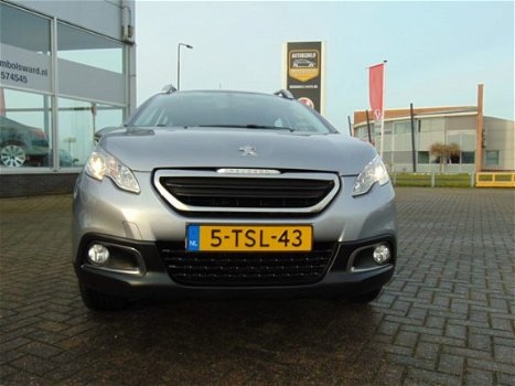 Peugeot 2008 - 1.2 VTi Active Pack Premium Navi, Panoramadak, Trekhaak, etc - 1