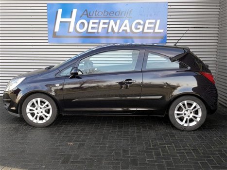 Opel Corsa - 1.4-16V Sport - 1