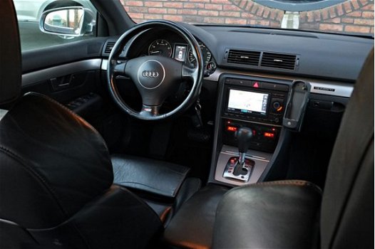 Audi S4 - Avant 4.2 V8 Quattro Youngtimer RNS-e navigatie - 1