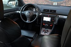 Audi S4 - Avant 4.2 V8 Quattro Youngtimer RNS-e navigatie