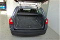 Volvo V70 - 2.0 D3 Momentum Stoelverwarming, Bluetooth, Automaat, Leer - 1 - Thumbnail