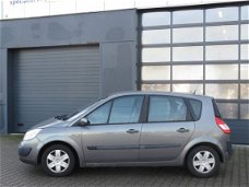 Renault Scénic - Scenic 1.6-16V Dynamique Comfort - Handelsprijs