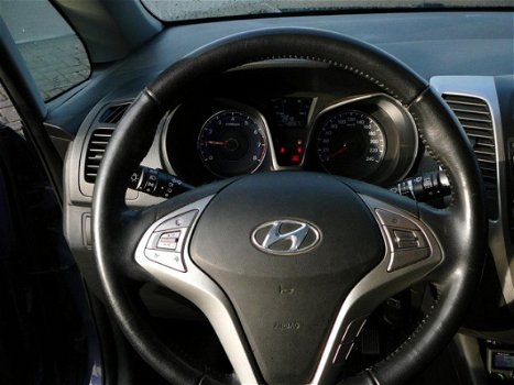 Hyundai ix20 - 1.6i i-Vision Gezinswagen Hoge instap Cruise Control LM velgen, Airco, Trekhaak, 5 dr - 1