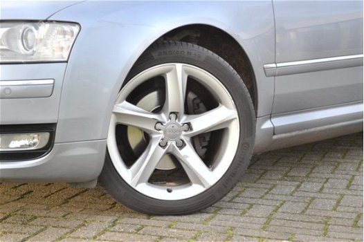 Audi A8 - 2.8 FSIe Luchtvering Comfortstoelen Bose Xenon Clima Navi Afn Trekhaak 19 Inch Nette NL A8 - 1