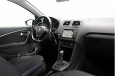 Volkswagen Polo - 1.2 TSI 90pk Comfortline DSG Navigatie Climate Control Stuurbediening